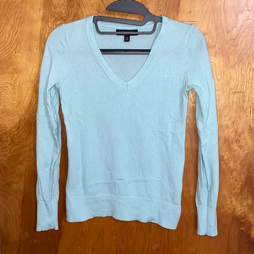 Banana Republic Merino Wool V-neck Sweater